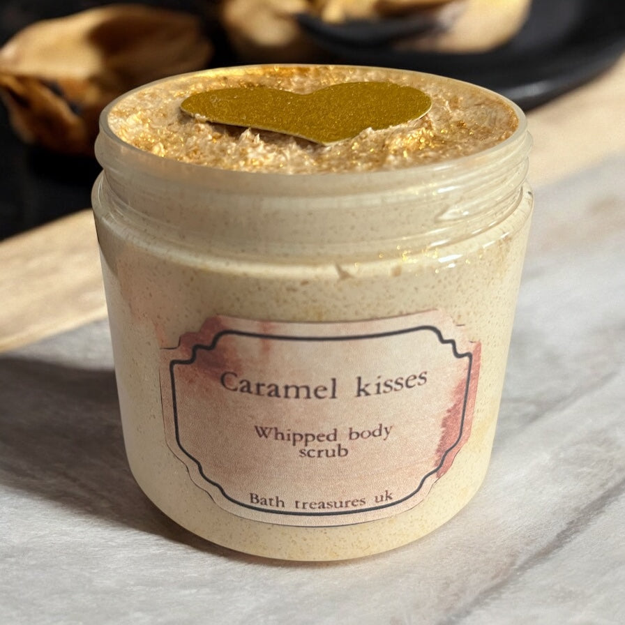 Caramel kisses whipped body scrub 💫