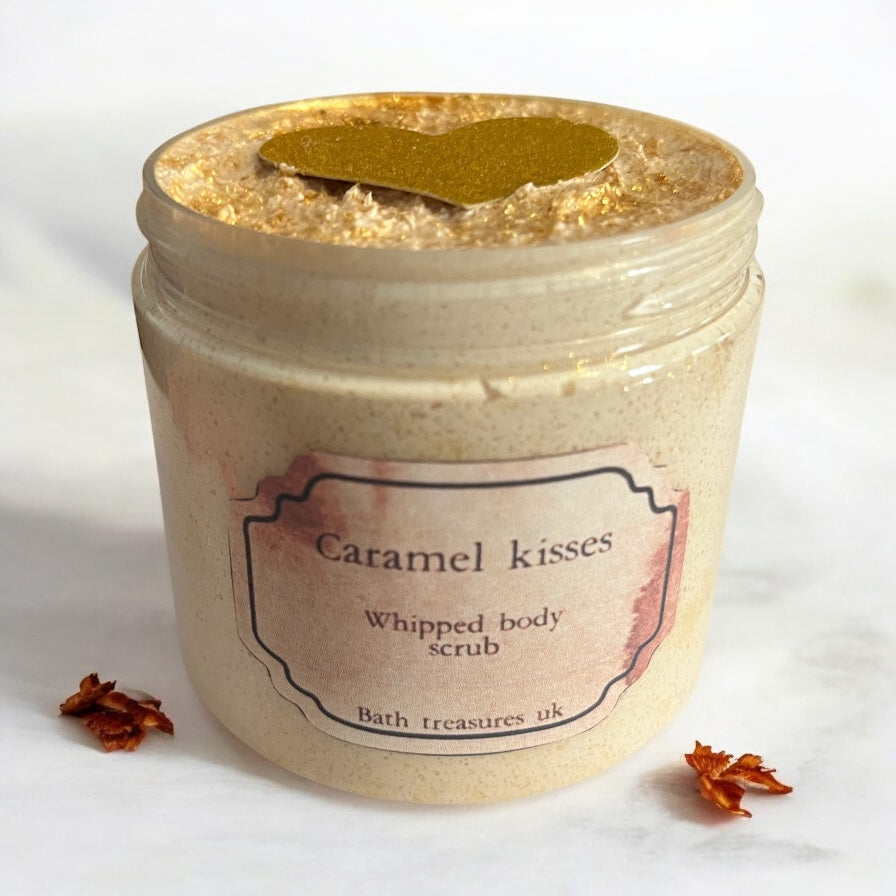 Caramel kisses whipped body scrub 💫