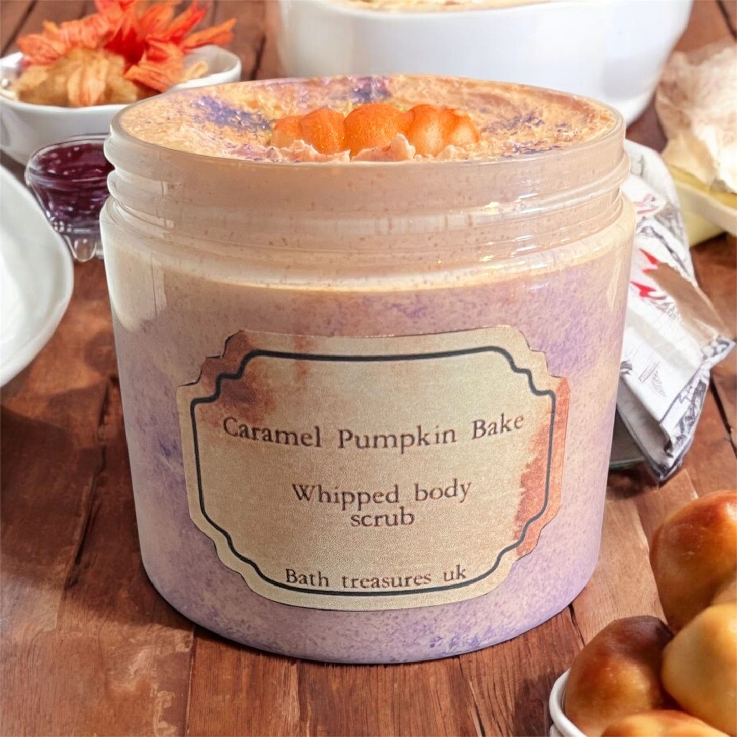Caramel pumpkin bake whipped body scrub 💫