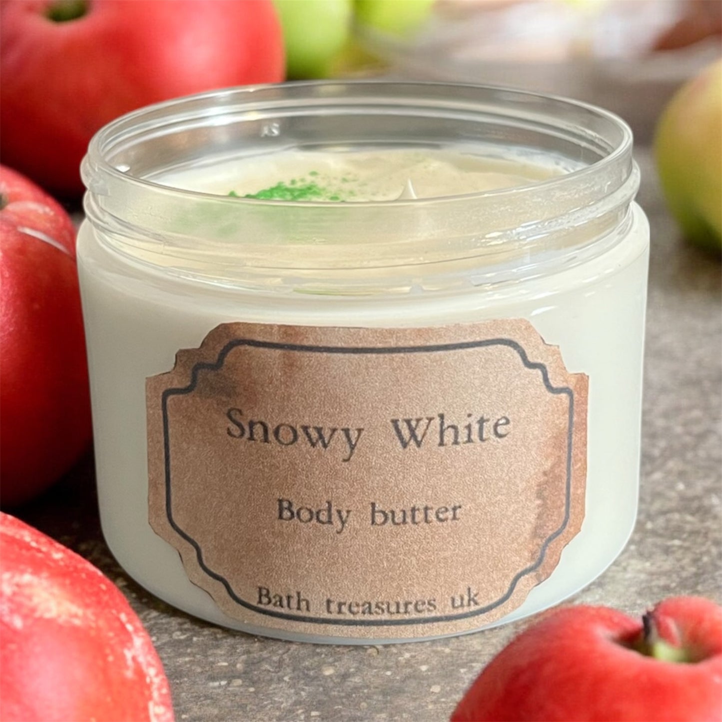 Snowy white body butter 💫