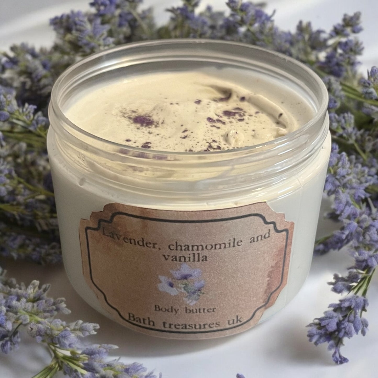 Lavender, chamomile and vanilla body butter 💫