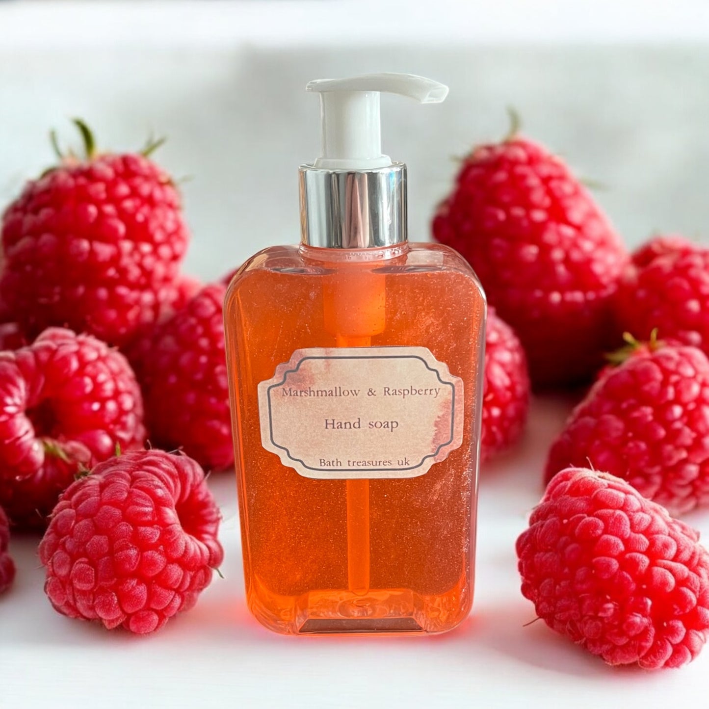 Marshmallow & Raspberry hand soap 💫