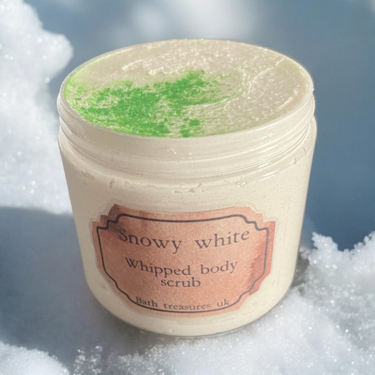 Snowy white whipped body scrub 💫