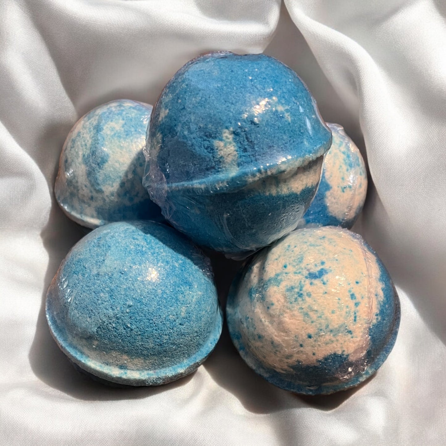 White dove bath bomb 💫