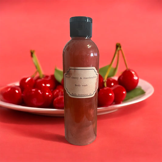 Sweet cherry & marshmallow body wash 💫