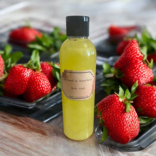 Rhubarb & Strawberry Body Wash 💫