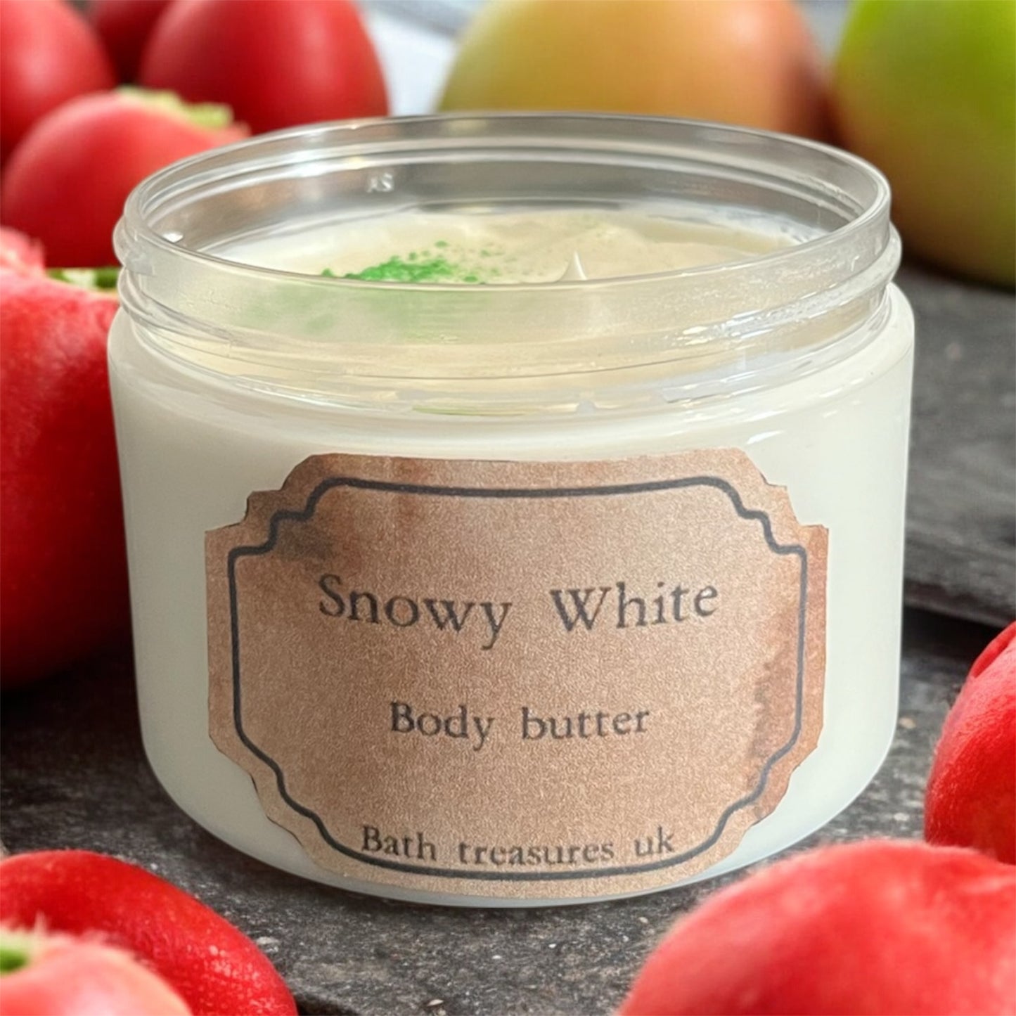 Snowy white body butter 💫