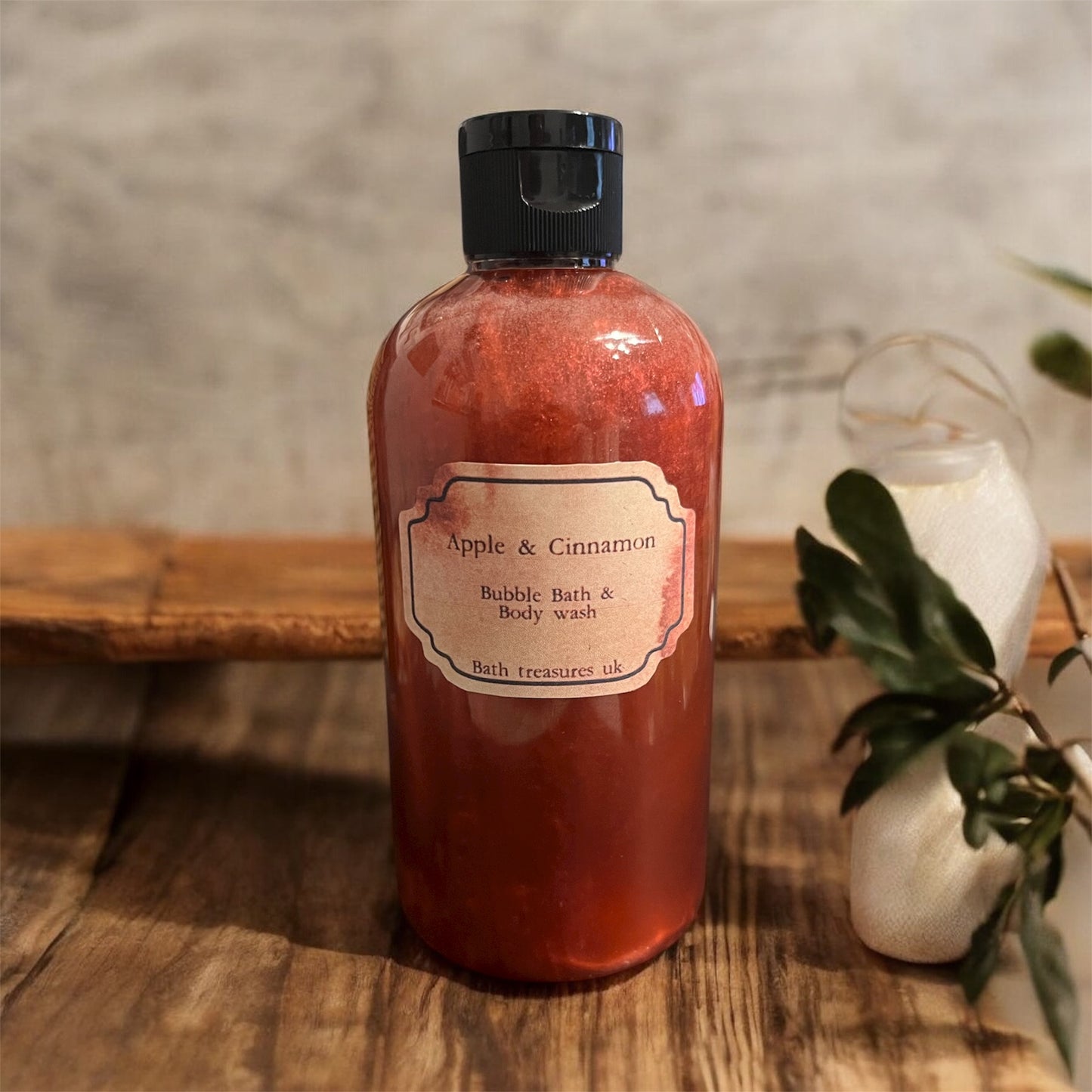 Apple & cinnamon 2 in 1 Bubble Bath & Body Wash 💫