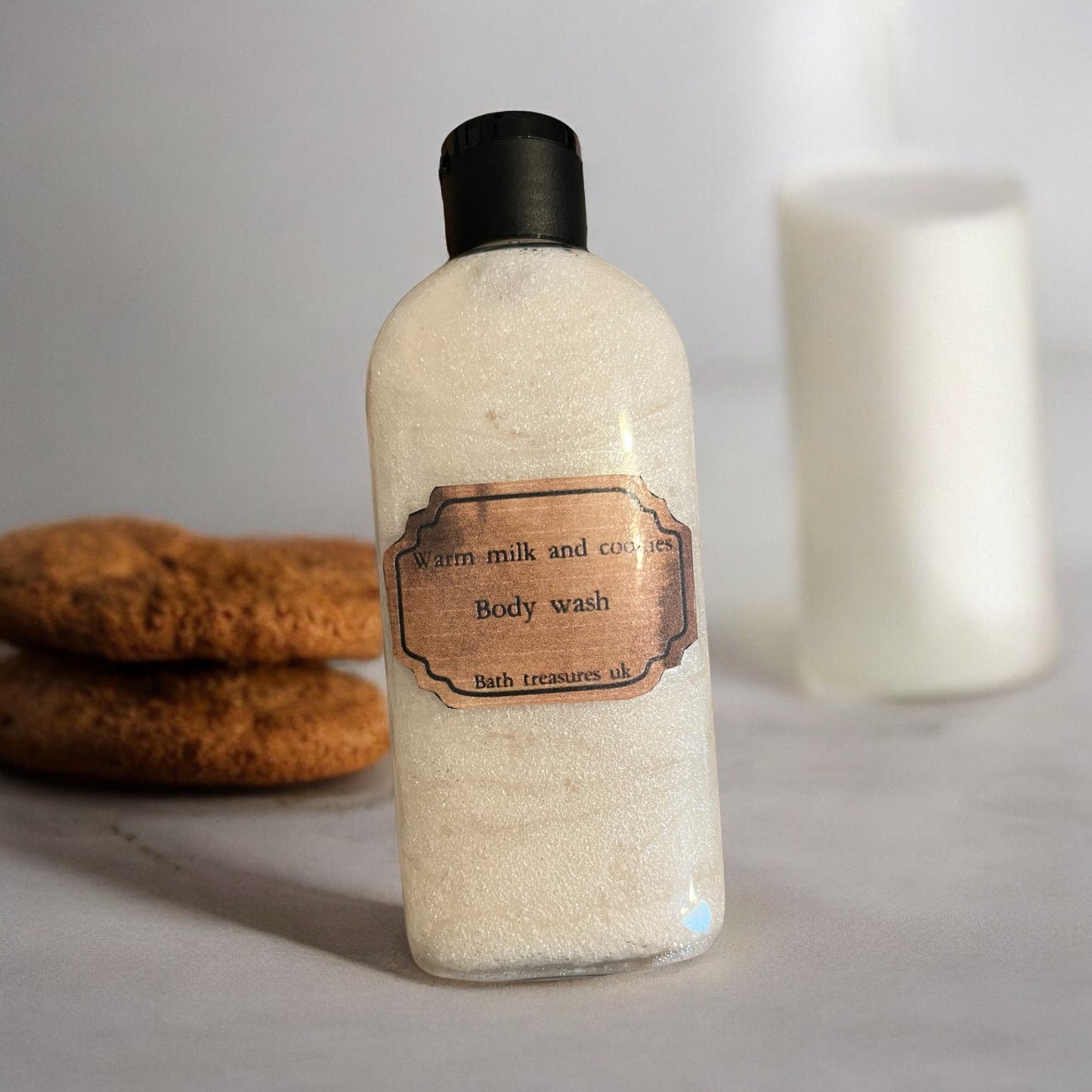 Warm milk and cookies body wash 💫