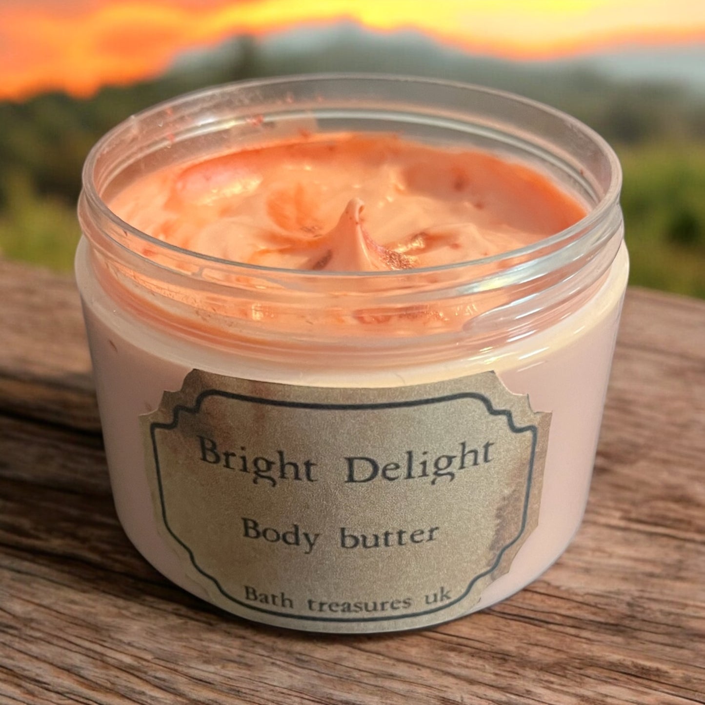 Bright delight body butter 💫