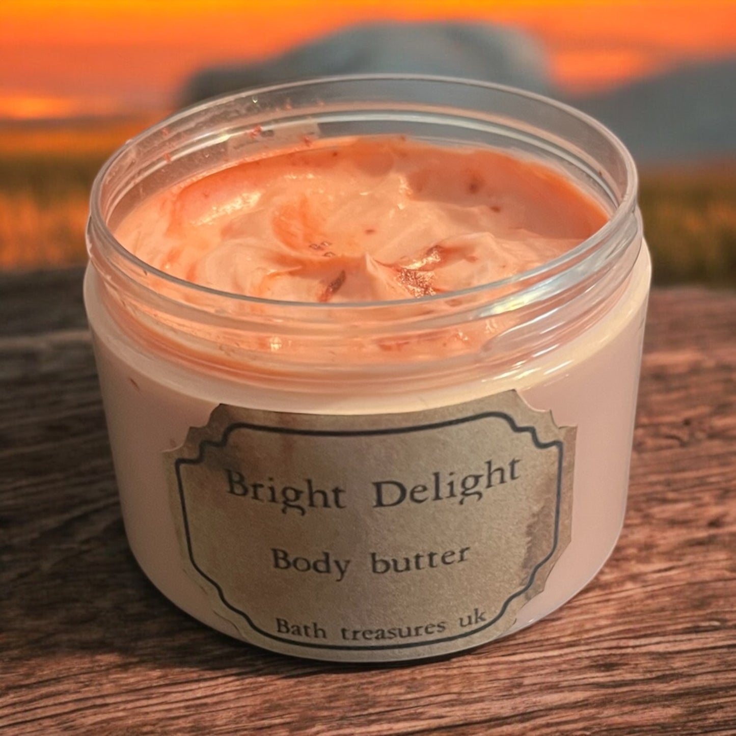 Bright delight body butter 💫