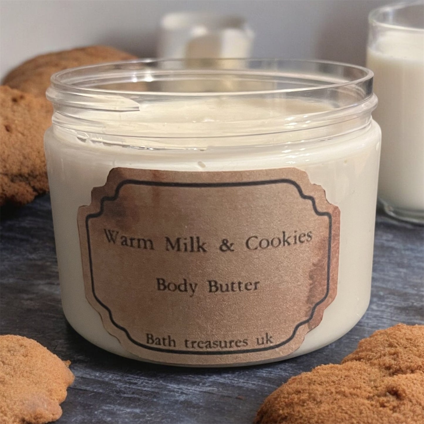 Warm milk & cookies body butter 💫