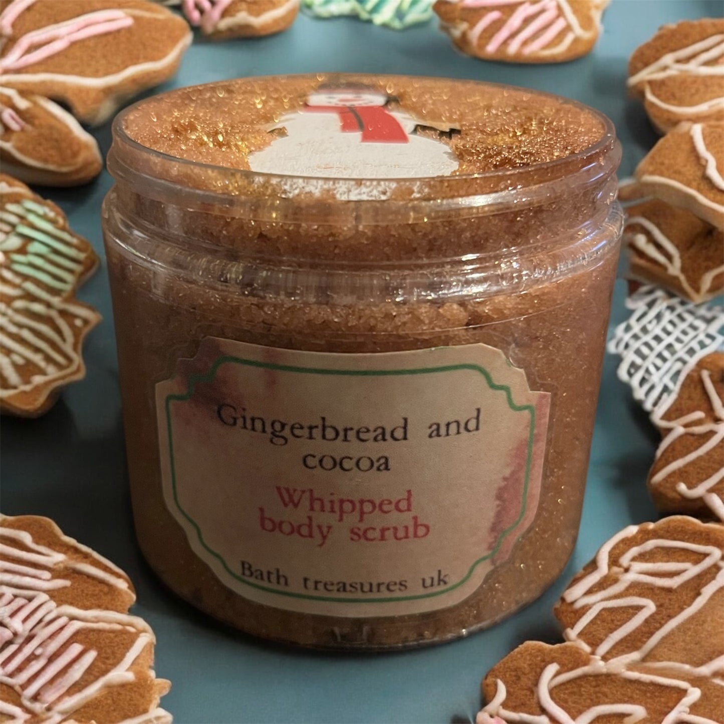 Gingerbread and cocoa whipped body scrub 💫