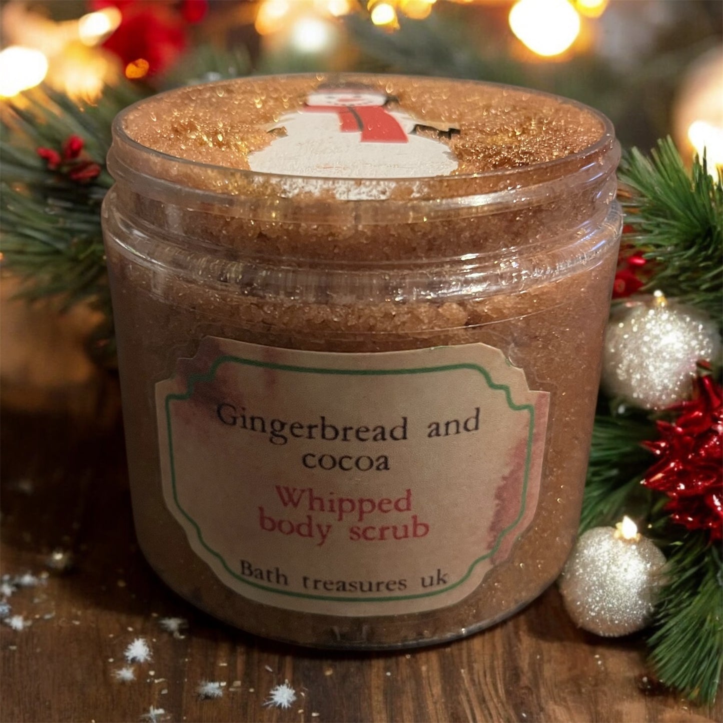 Gingerbread and cocoa whipped body scrub 💫