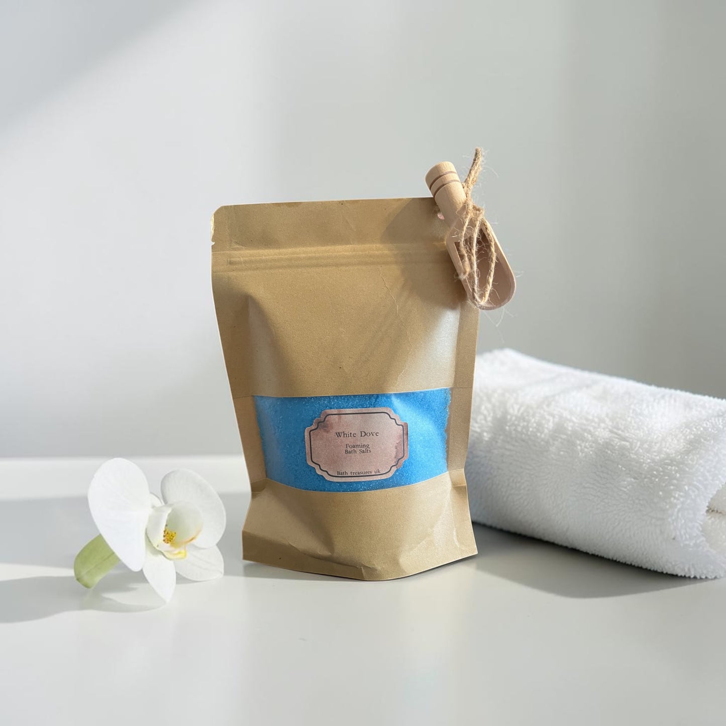 White Dove Foaming Bath Salts 💫