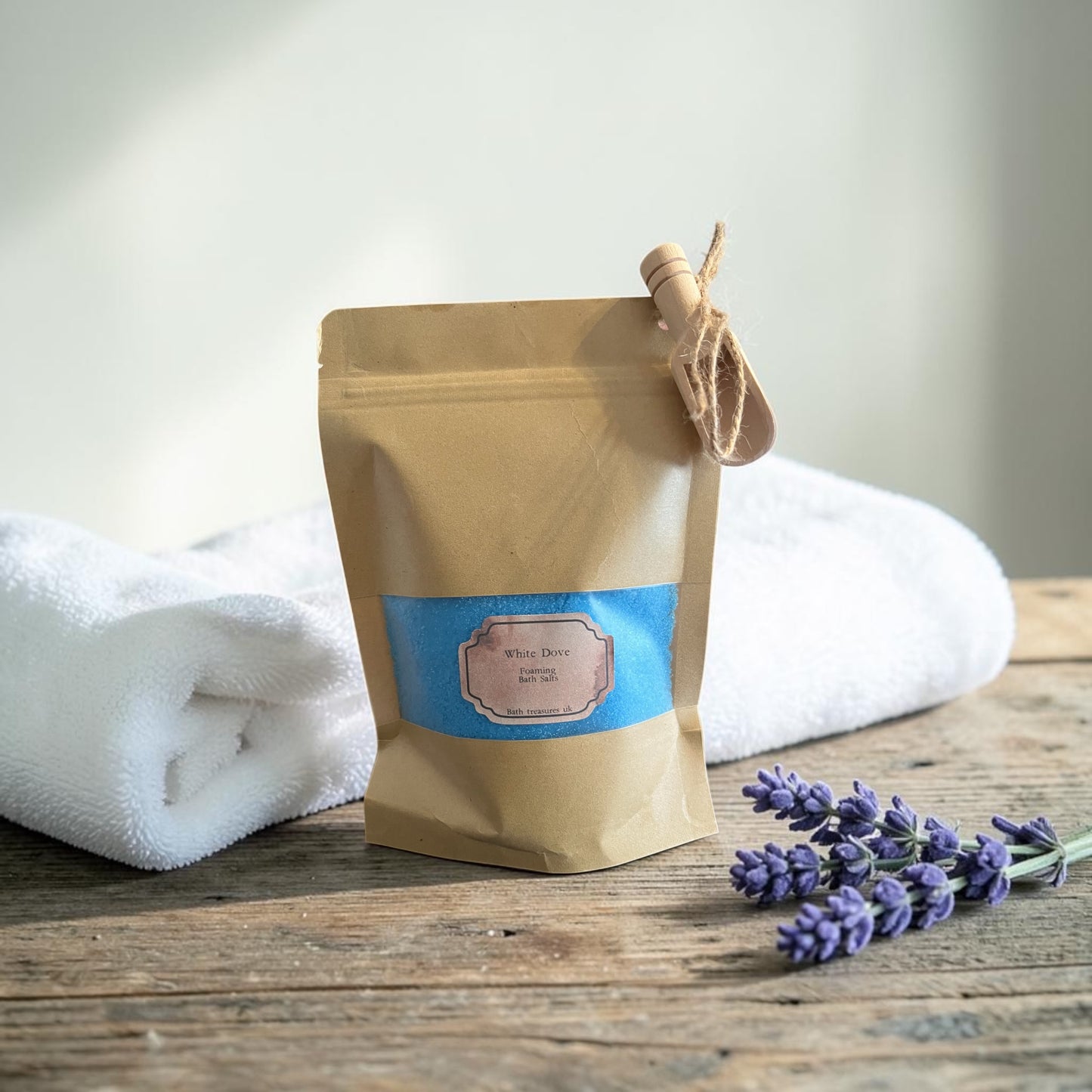 White Dove Foaming Bath Salts 💫